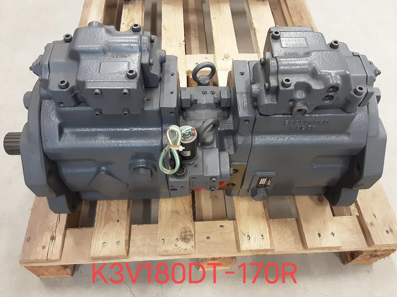 Kawasaki K3V180DT-170R Hydraulic Pump